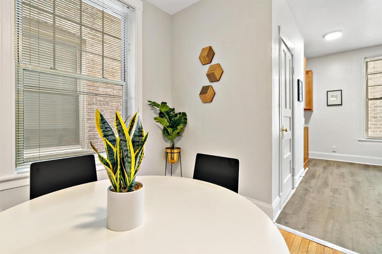 Cool 2Br Apartment Close To Fun City - Grace 2 Чикаго Екстер'єр фото